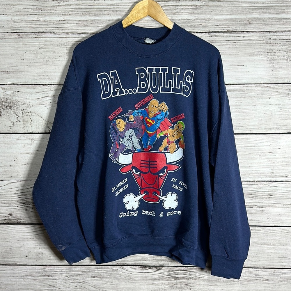 Vintage Chicago Bulls NBA Michael Jordan Superman Batman Rodman Sweater 23x29.5